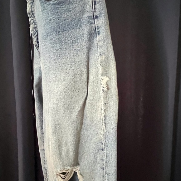 Lee Rider jeans. Weathered and worn. Size 10petite. - Picture 3 of 10